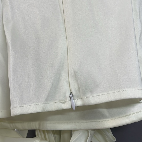 MSK Cream Ruffled Blouse - Picture 8 of 8